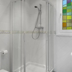 Отель Easo Garden Apartment by FeelFree Rentals Испания, Сан-Себастьян - отзывы, цены и фото номеров - забронировать отель Easo Garden Apartment by FeelFree Rentals онлайн ванная