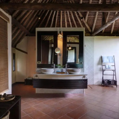 Отель Phi Phi Island Village Beach Resort 4* Вилла с различными типами кроватей фото 6