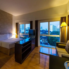 Апартаменты RCG Suites Pattaya Serviced Apartment Студия с различными типами кроватей фото 11