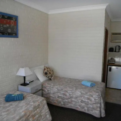 Отель Bondi Motel 3* Стандартный номер с 2 отдельными кроватями
