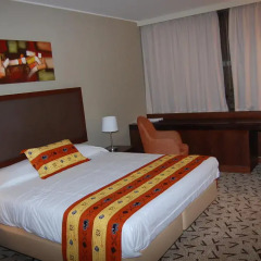 Skyna Hotel Luanda 4* Стандартный номер с двуспальной кроватью