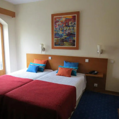 Hotel Dom Jorge de Lencastre 3* Стандартный номер разные типы кроватей фото 2