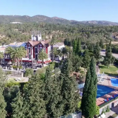 Hotel Abetos del Maestre Escuela городской автобус