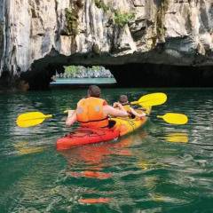 Отель Halong Bay Aloha Cruises 3* Улучшенный номер с различными типами кроватей фото 6