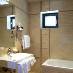 BEST WESTERN City Hotel, BW Premier Collection 4* Стандартный номер с различными типами кроватей фото 7