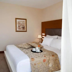 Отель Gravis Suites 3* Представительский номер фото 5