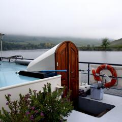 Отель Hotelboat Allure Нидерланды, Амстердам - отзывы, цены и фото номеров - забронировать отель Hotelboat Allure онлайн бассейн фото 2