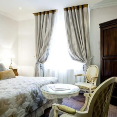 Grand Hotel Des Terreaux 4* Стандартный номер с двуспальной кроватью фото 8