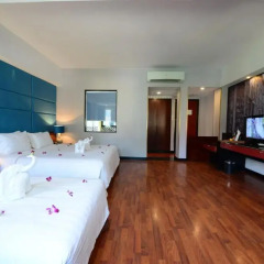 Gia Bao Grand Hotel 3* Стандартный номер с различными типами кроватей фото 11