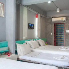 The Oddy Hip Hotel 3* Стандартный семейный номер с двуспальной кроватью фото 6