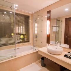 Saigon Halong Hotel 4* Номер Делюкс с 2 отдельными кроватями фото 4
