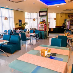 Отель Aqua Hotel Burgas Болгария, Бургас - отзывы, цены и фото номеров - забронировать отель Aqua Hotel Burgas онлайн интерьер отеля