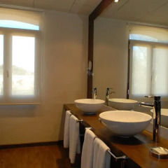 Molí Blanc Hotel ванная