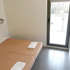 Отель Green Nest Hostel Uba Aterpetxea Испания, Сан-Себастьян - отзывы, цены и фото номеров - забронировать отель Green Nest Hostel Uba Aterpetxea онлайн комната для гостей фото 2
