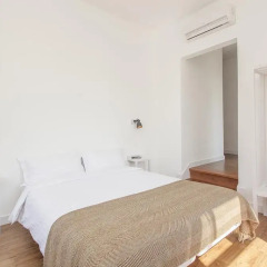 Отель Lisbon Old Town Guest House 3* Люкс с различными типами кроватей фото 4