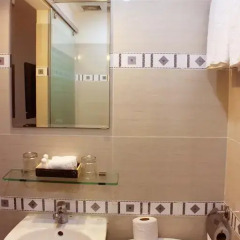 Giang Son 2 Hotel 2* Стандартный номер с двуспальной кроватью фото 9