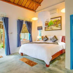Отель Local Beach Homestay 2* Стандартный номер с различными типами кроватей фото 8