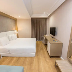 Hotel Brilant Saranda 4* Стандартный номер с двуспальной кроватью фото 15