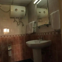 Отель Marhaba Hotel and Resort ОАЭ, Шарджа - отзывы, цены и фото номеров - забронировать отель Marhaba Hotel and Resort онлайн ванная фото 2