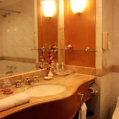 Отель Crowne Plaza Chengdu City Center 4* Улучшенный номер с различными типами кроватей фото 5