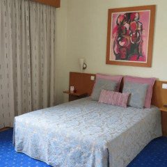Hotel Dom Jorge de Lencastre 3* Стандартный семейный номер разные типы кроватей