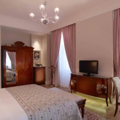 Pera Palace Hotel 5* Делюкс Pera side с различными типами кроватей фото 3