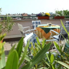 Отель Boulevard City Guesthouse and Pension