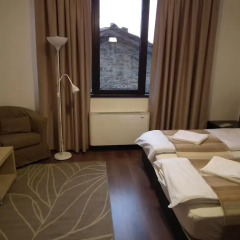 Отель Lion Guest House 2* Люкс