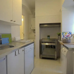 Апартаменты Localtraveling Cathedral & Castle - Family Apartments в номере