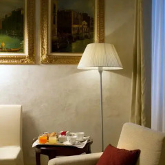 Hotel Palazzo Giovanelli e Gran Canal 4* Улучшенный номер с различными типами кроватей фото 4