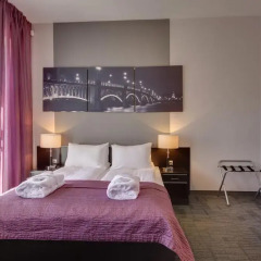 Мини-отель MaryHotel Улучшенный номер с двуспальной кроватью фото 12