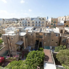 Отель Pawlu Accomodations балкон