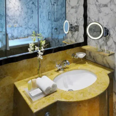 Ramada Jumeirah Hotel 5* Номер Делюкс с различными типами кроватей фото 5