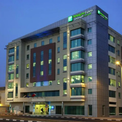 Отель Holiday Inn Express Dubai Jumeirah 2* Стандартный номер с различными типами кроватей фото 5
