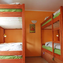 Hostel Mamas&Papas Кровать в общем номере с двухъярусными кроватями фото 3