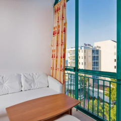 Perla Plaza Hotel балкон