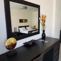 Отель East Suites Люкс с разными типами кроватей фото 4
