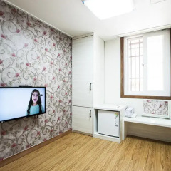 Отель Myeongdong ECO House 2* Стандартный номер с 2 отдельными кроватями фото 8
