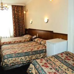 Hotel Continental Gare du Midi 2* Стандартный семейный номер с разными типами кроватей фото 5