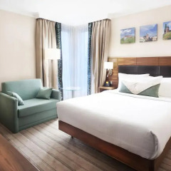 Отель Hilton Garden Inn Krakow 4* Полулюкс фото 2