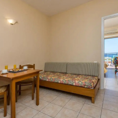 Отель Asterias Village Resort Апартаменты с различными типами кроватей фото 3