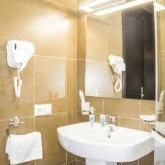 Отель Dcorner 3* Номер Делюкс с различными типами кроватей фото 3