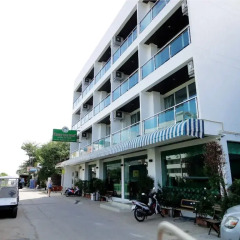 Отель Dragon Beach Resort парковка