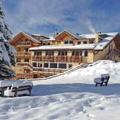 Family Hotel La Grotta спортивное сооружение