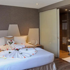 B&b Hotel 4* Номер Делюкс фото 13