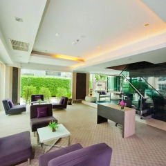 Отель Kingston Suites Bangkok спа