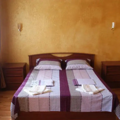 Гостиница Guest house Bristol Номер Комфорт с разными типами кроватей