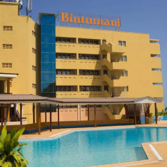 Отель Bintumani Hotel Сьерра-Леоне, Фритаун - отзывы, цены и фото номеров - забронировать отель Bintumani Hotel онлайн бассейн фото 2