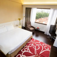 Village Hotel Bugis 4* Номер Делюкс с двуспальной кроватью фото 6