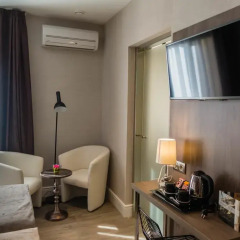 Hotel Oasis 2* Улучшенный номер фото 19